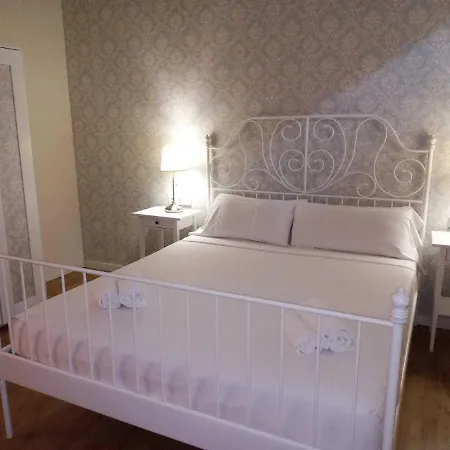 בית הארחה Lumine Luxury By Gaiarooms ברצלונה