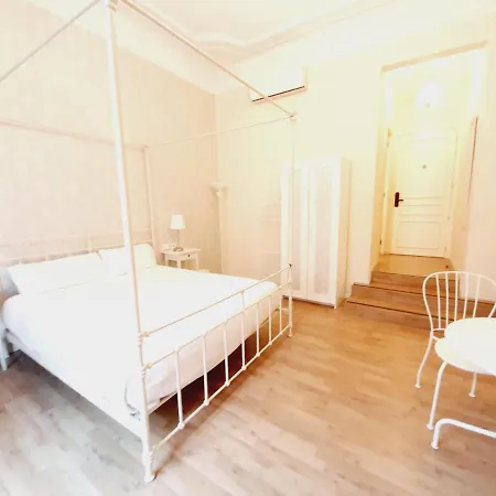 Гостевой дом Lumine Luxury By Gaiarooms