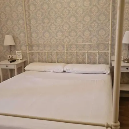Гостевой дом Lumine Luxury By Gaiarooms